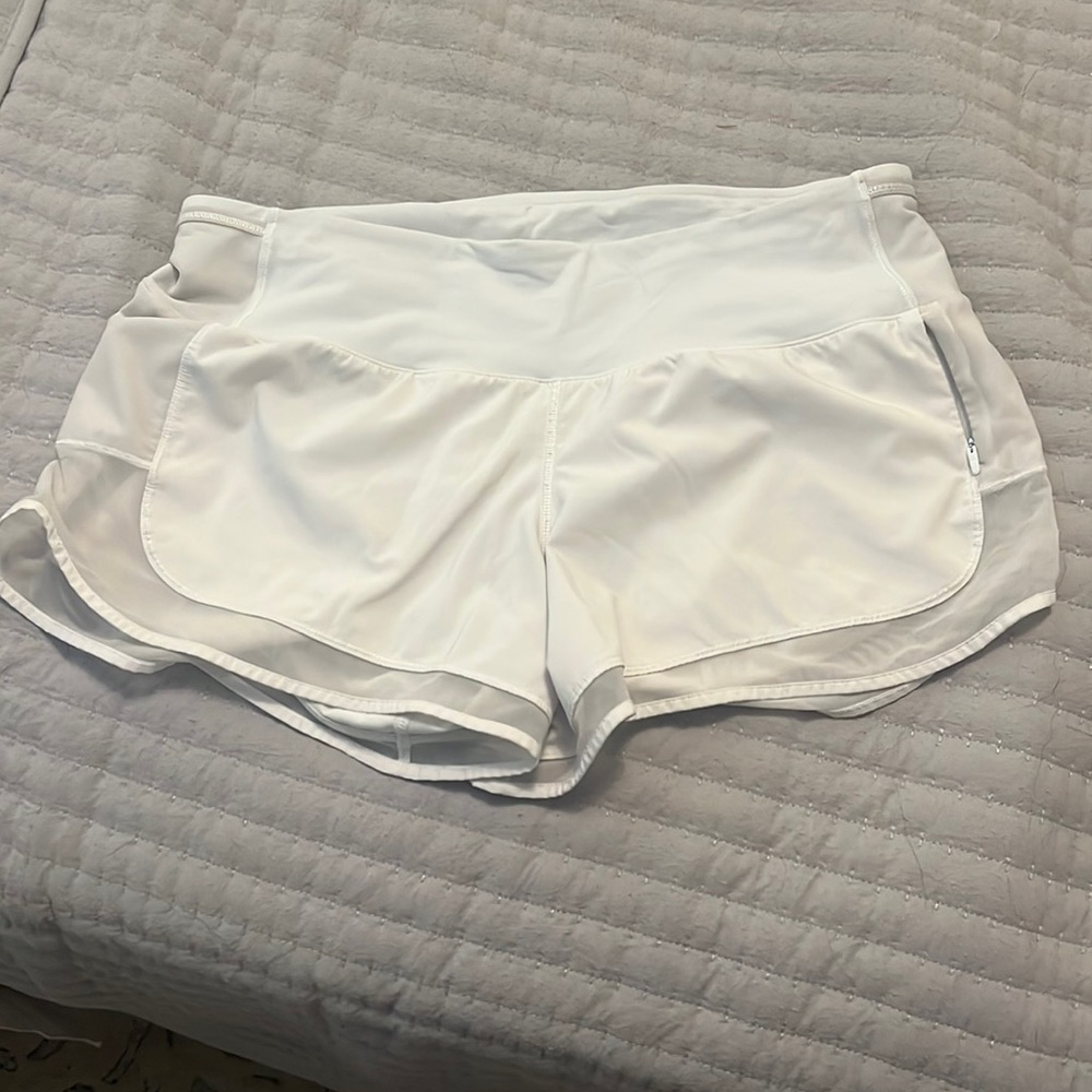Women’s Lululemon shorts, size 8.